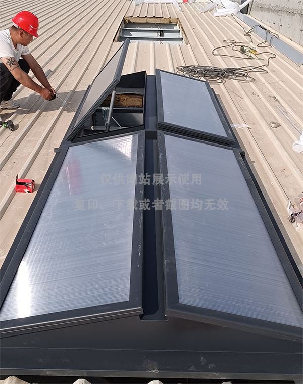 兰州王老吉生产车间和布克赛尔排烟天窗