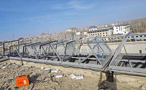 敦煌博物馆和布克赛尔排烟天窗