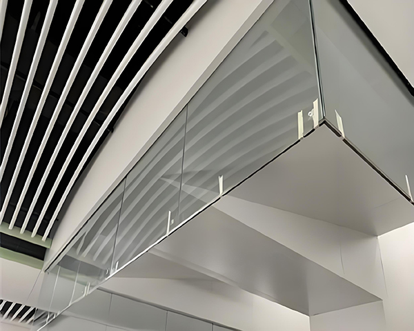 和布克赛尔玻璃和布克赛尔挡烟垂壁