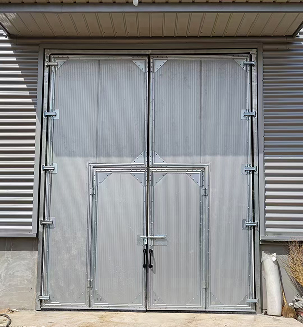 和布克赛尔工业平开门