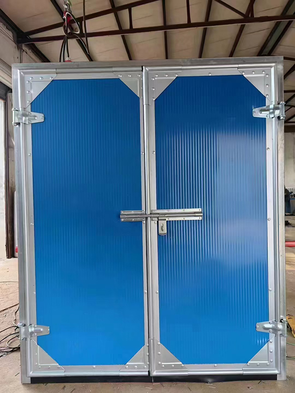 和布克赛尔工业平开门