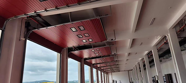 和布克赛尔工业翻板门