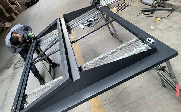 和布克赛尔排烟窗