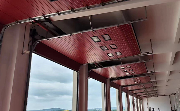 和布克赛尔工业翻板门