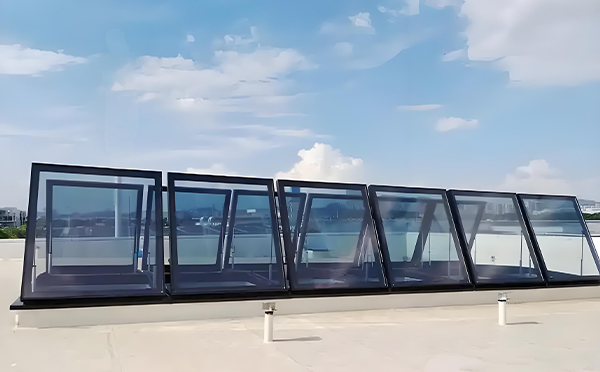 和布克赛尔排烟天窗