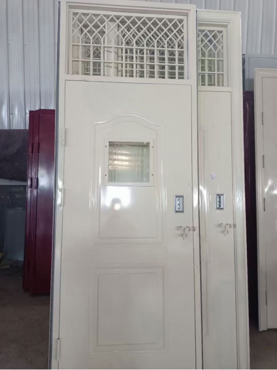 和布克赛尔学校教室门