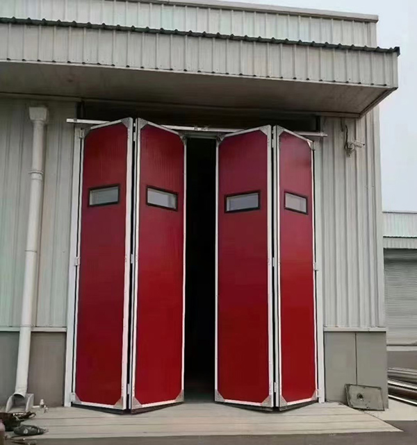 和布克赛尔工业折叠门在大型装配车间出入口的应用实例